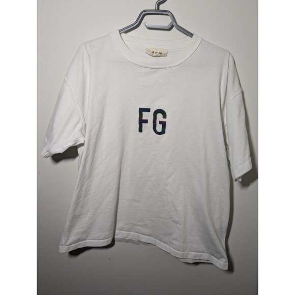 Fear of God t-shirt white Size small Good Condition Essentials Black - Picture 1 of 5